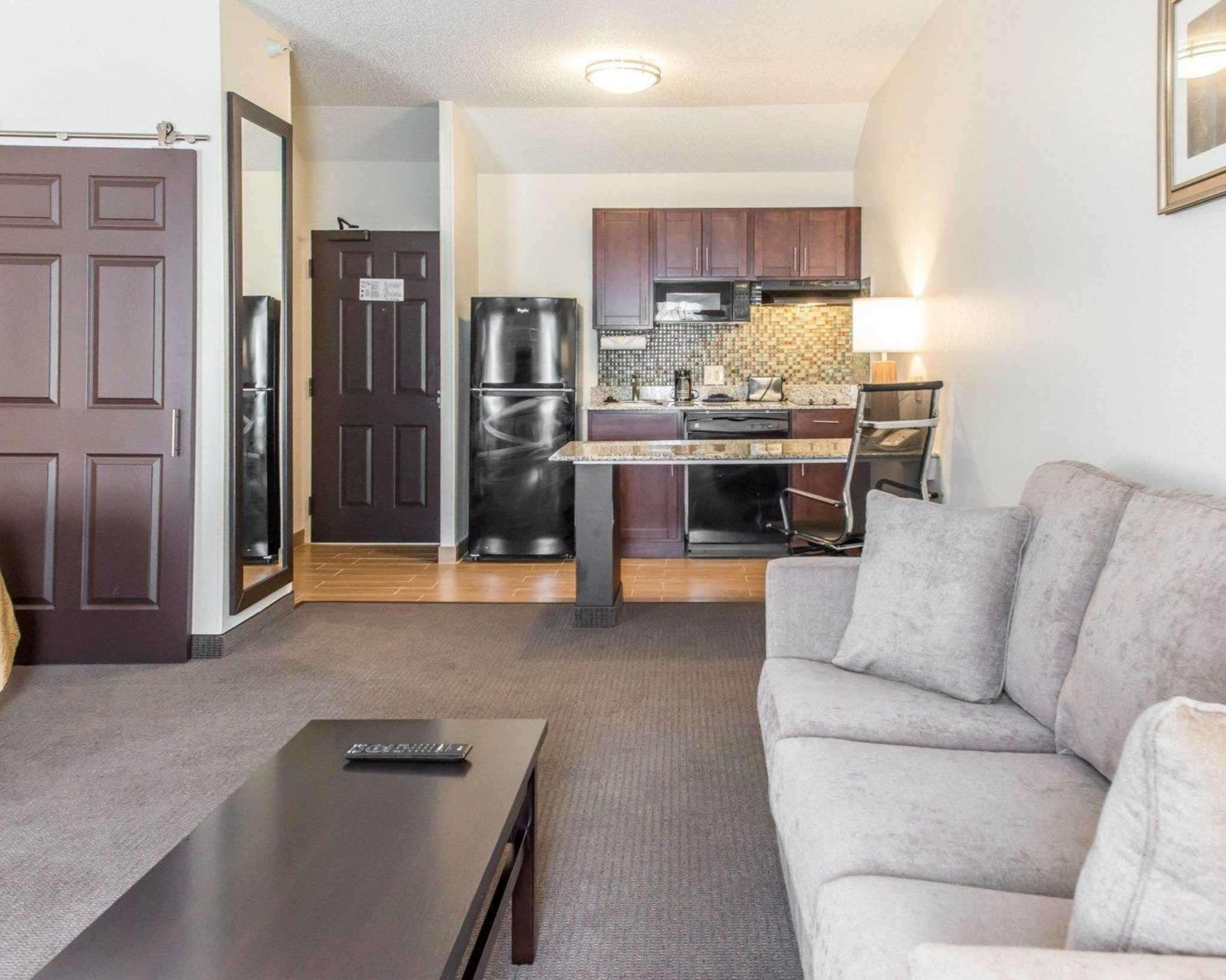 Mainstay Suites Pittsburgh Airport Robinson Township Exterior foto