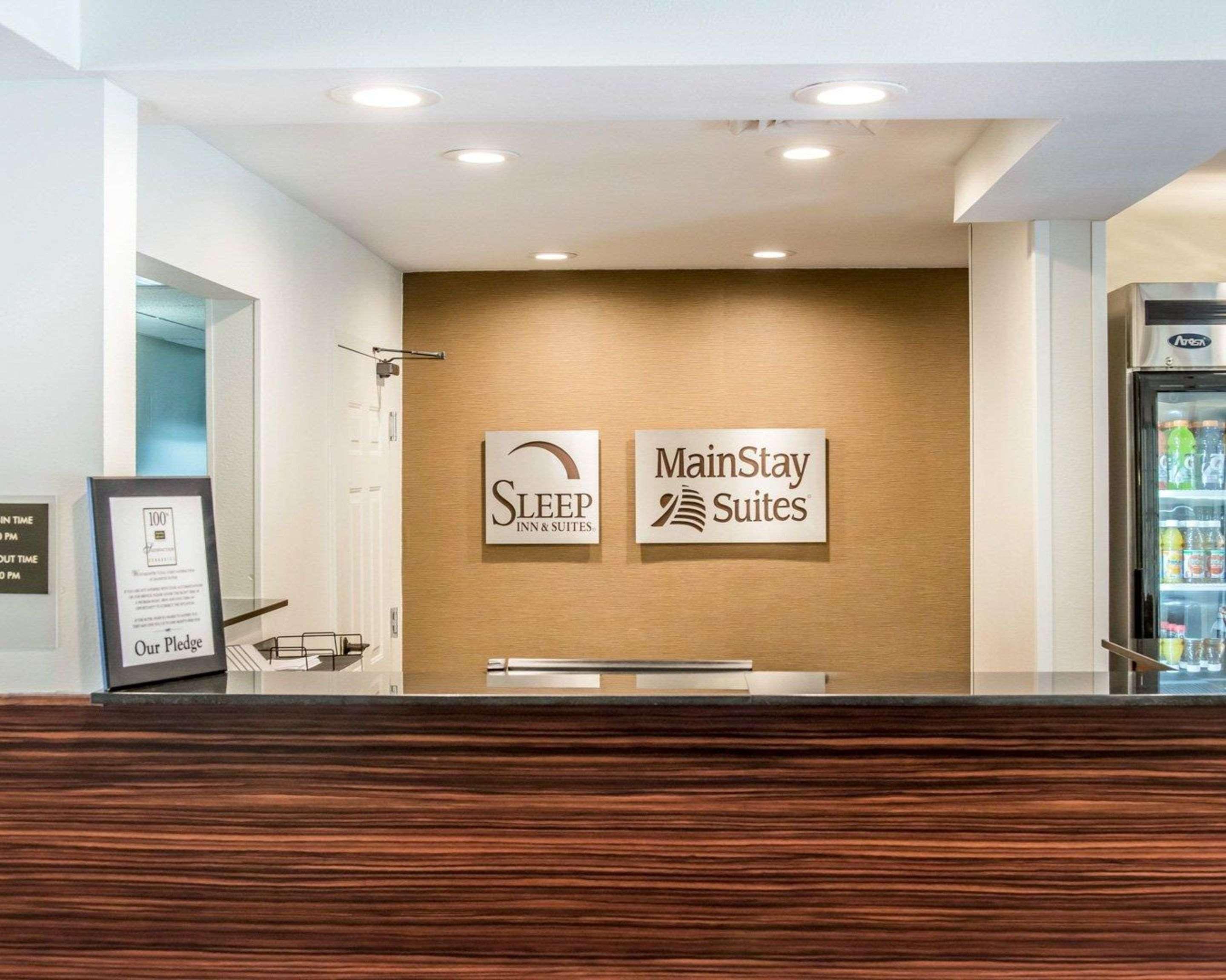 Mainstay Suites Pittsburgh Airport Robinson Township Exterior foto