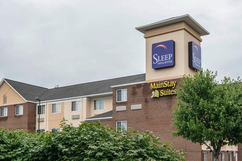 Mainstay Suites Pittsburgh Airport Robinson Township Exterior foto