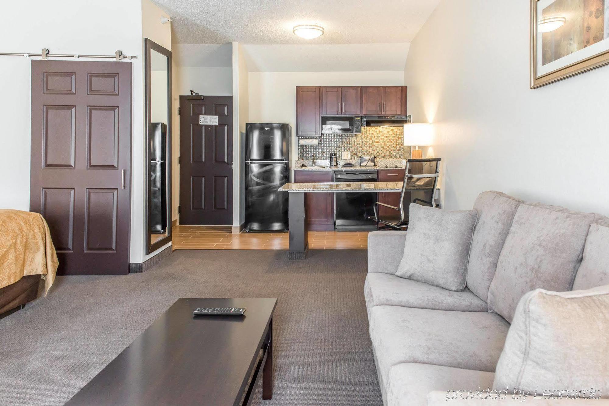 Mainstay Suites Pittsburgh Airport Robinson Township Exterior foto